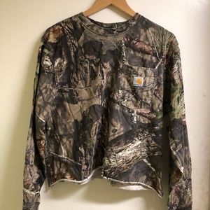 Carhartt Camo Longsleeve Crop Pocket Tee